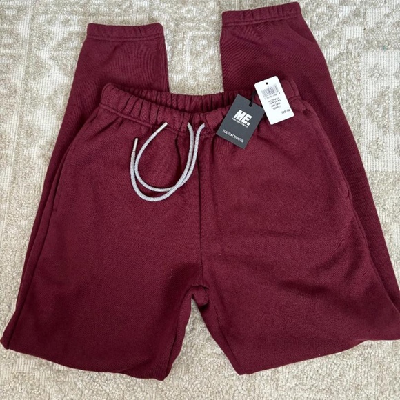 ME Maroon Sweatpants, Women's Size XS, Pockets, elastic bottoms NWT - Picture 1 of 5